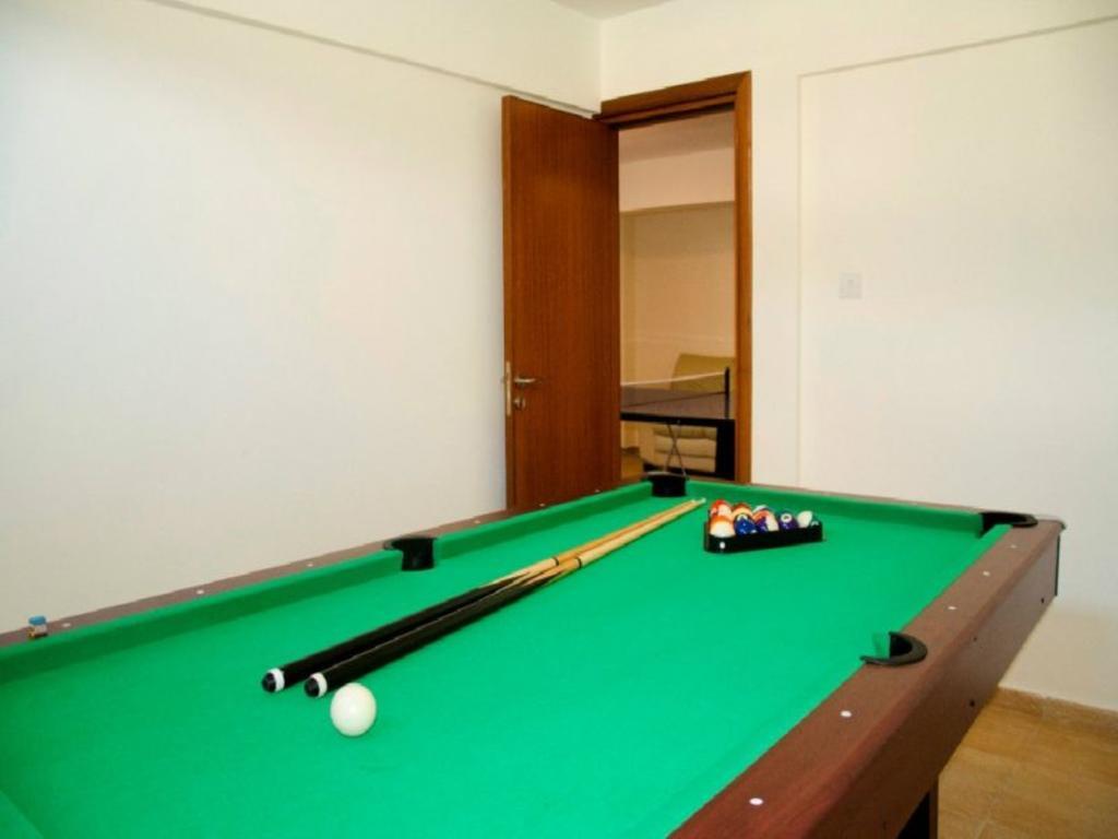 Villa Saraliana Sandy Beach Villas - Heated Pool - Jacuzzi - Private Beach Area Polis Pokoj fotografie