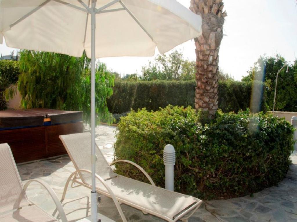 Villa Saraliana Sandy Beach Villas - Heated Pool - Jacuzzi - Private Beach Area Polis Pokoj fotografie