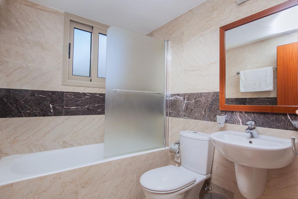 Villa Saraliana Sandy Beach Villas - Heated Pool - Jacuzzi - Private Beach Area Polis Pokoj fotografie